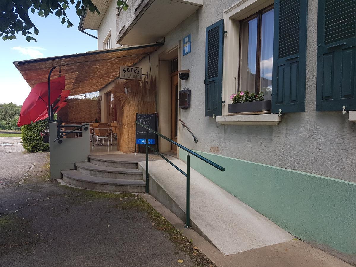 Hotel De La Gare, Vendlincourt Exterior photo